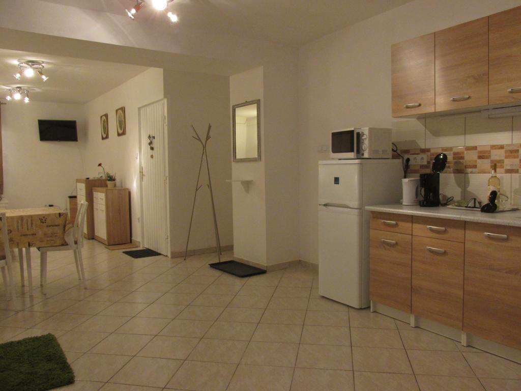 Fortuna Apartments Eger Eksteriør billede