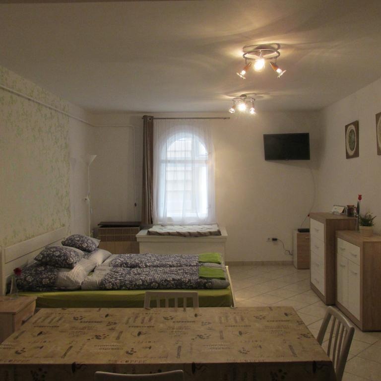 Fortuna Apartments Eger Eksteriør billede